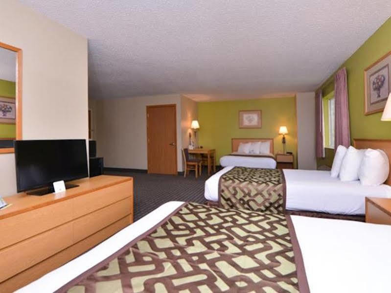 Regency Inn Geneseo Il I-80 Extérieur photo