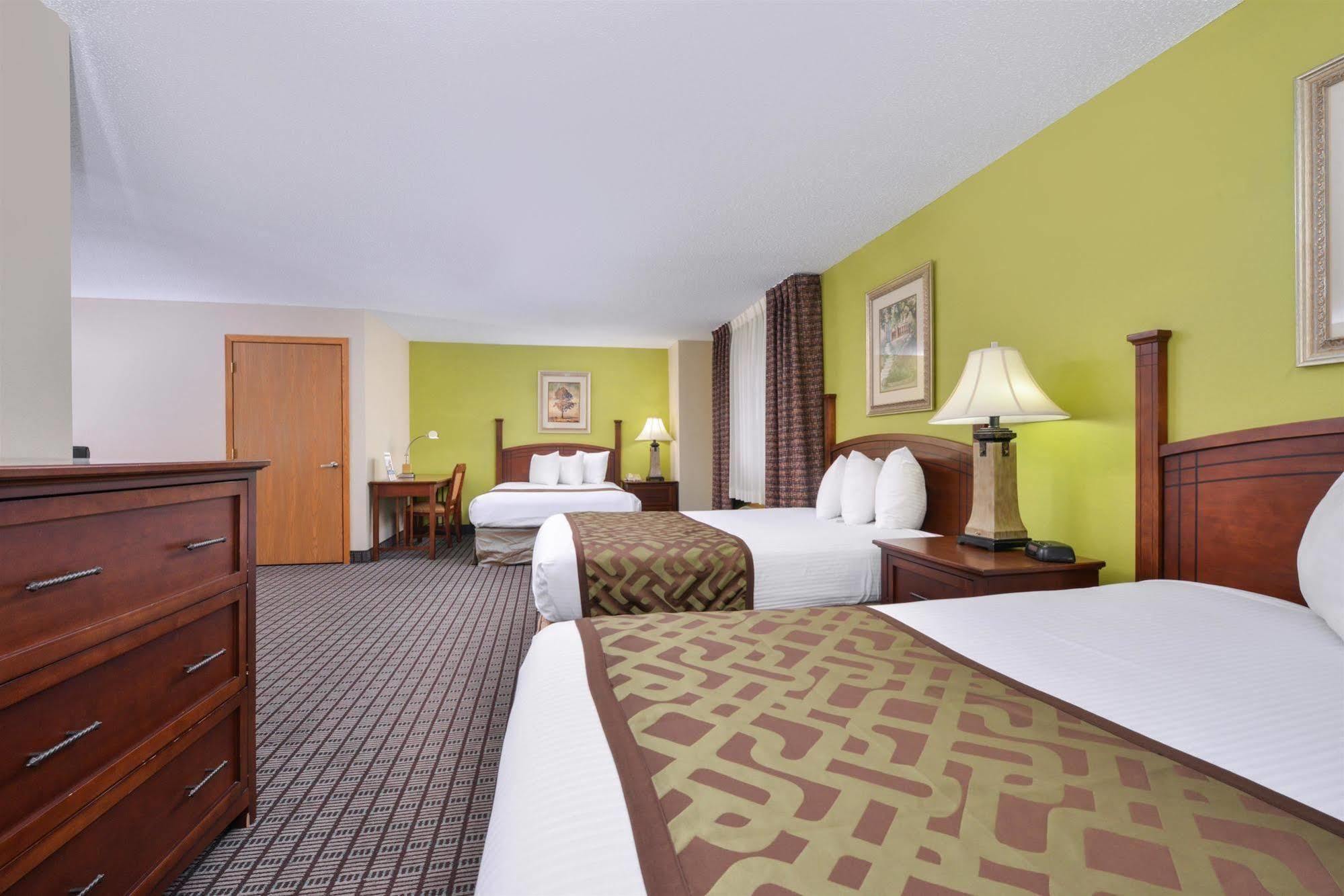 Regency Inn Geneseo Il I-80 Extérieur photo